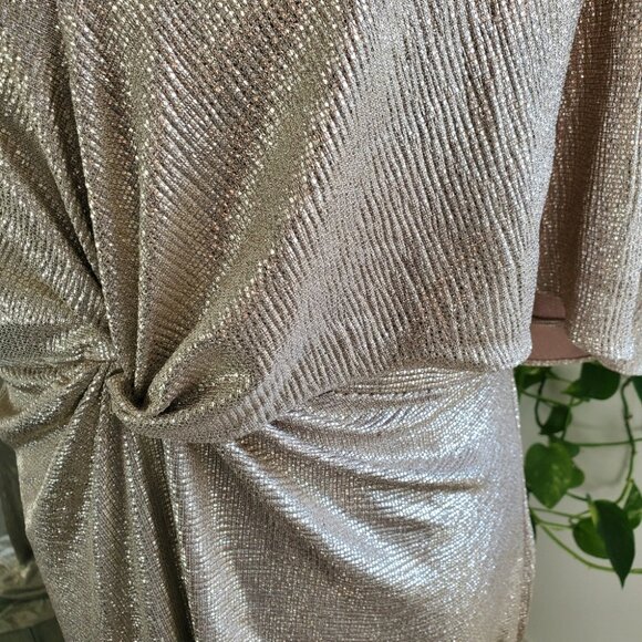 RALPH LAUREN | Gold Champagne Foil Print Jersey Cape Gown (Size 14) - Picture 8 of 15